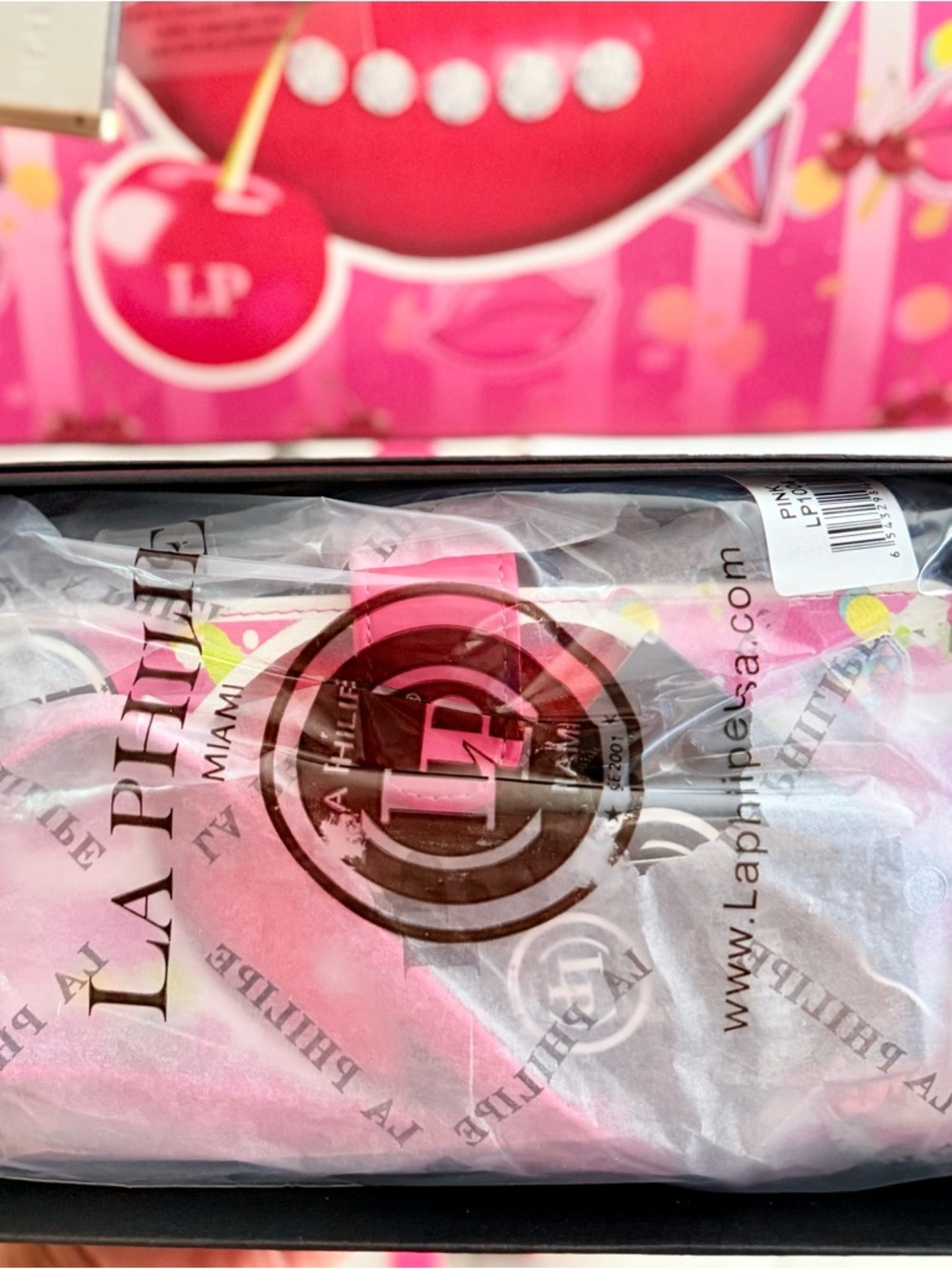 La Philipe Juicy Lips Pink Wallet - Picture 3 of 5